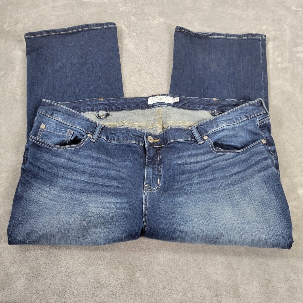 Torrid 28XS Jeans Dark Blue Denim Bootcut Stretch Petite 27 Inseam BOO4E
